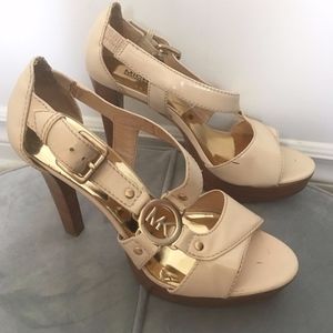 Michael Kors heels with round gold logo